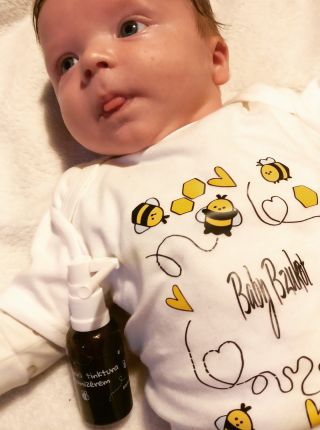 V našem rodinné firmě vítáme nového zaměstnance 👶, celkem je nás už tedy pět! ✋ Zatím přemýšlíme o jeho pracovním zařazení...