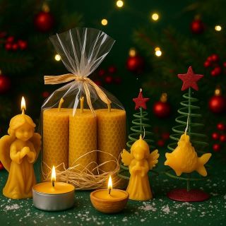 Vůně vosku, světlo svíček, rodinné kouzlo🎄 https://www.bzukot.cz/svicky-ze-vceliho-vosku/ Novinka tohoto roku na nešem...