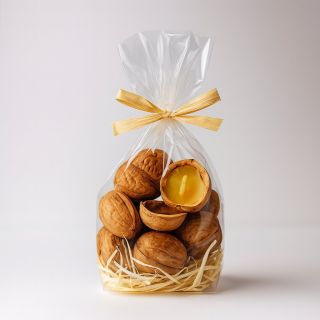 Hledáte originální dárek? Naše dárkové balení svíček ze včelího vosku ve skořápce potěší každého milovníka přírody....